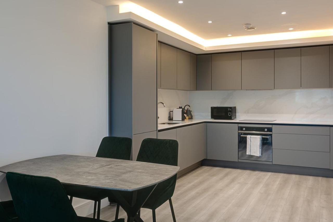 Apartament Charles Hope London Brentford Zewnętrze zdjęcie