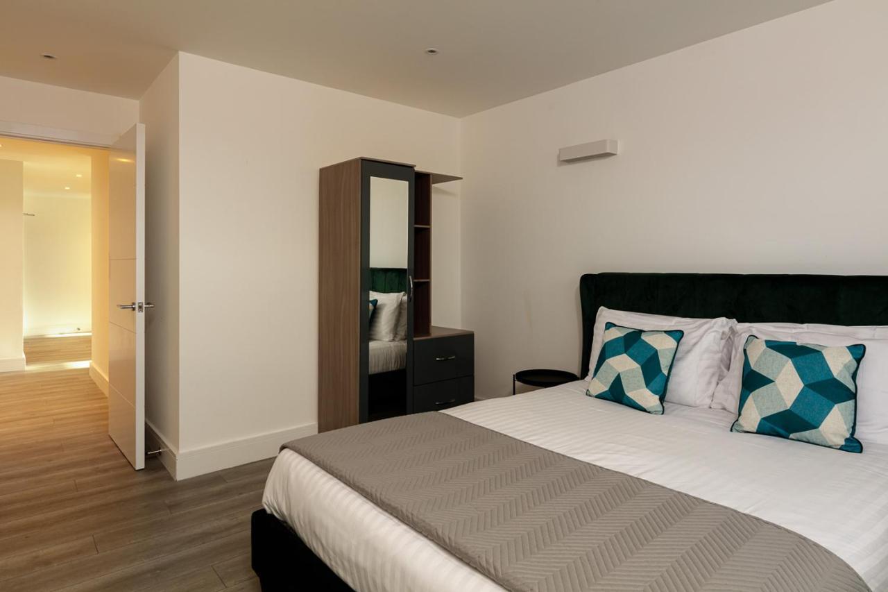 Apartament Charles Hope London Brentford Zewnętrze zdjęcie