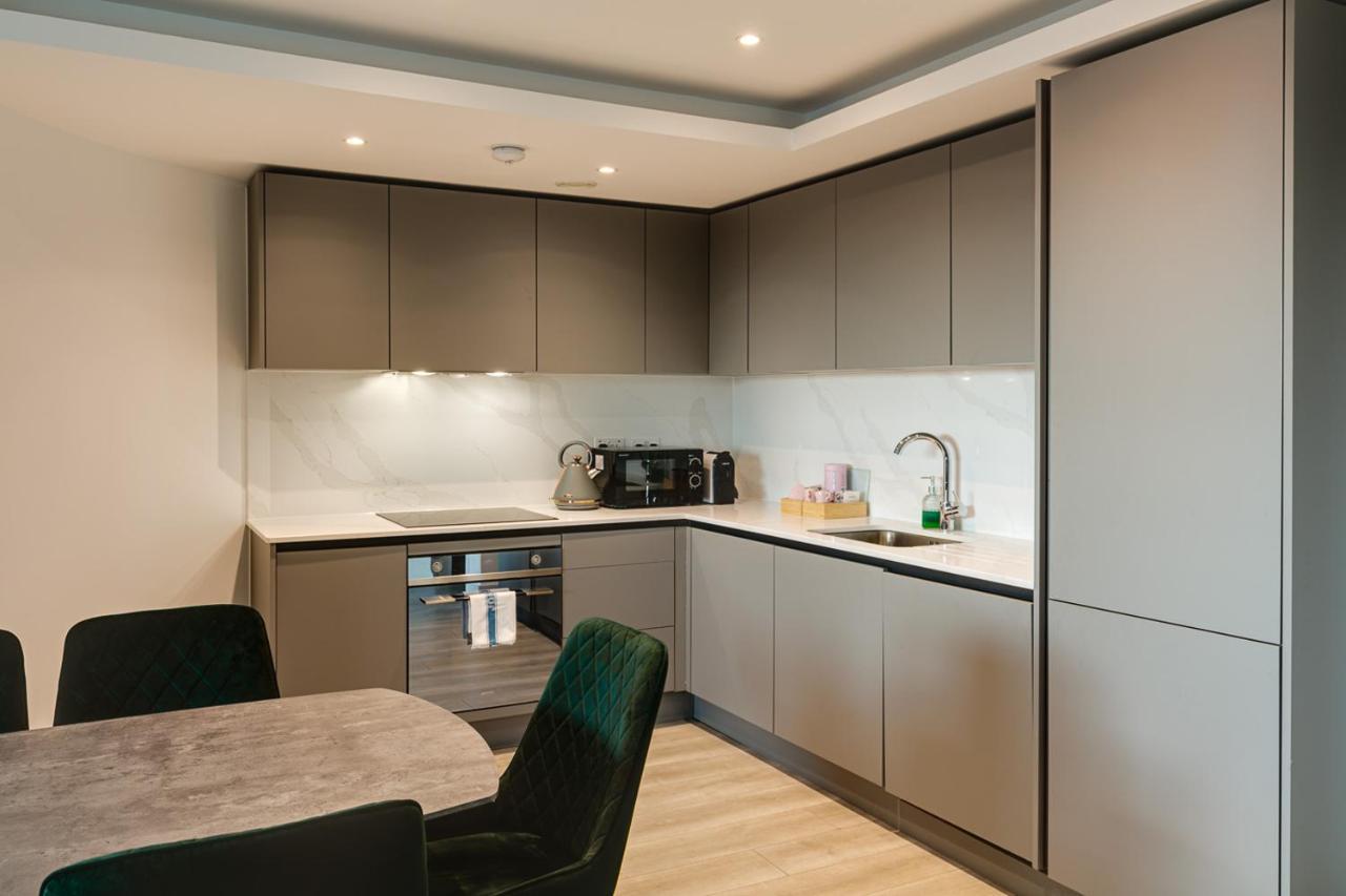 Apartament Charles Hope London Brentford Zewnętrze zdjęcie