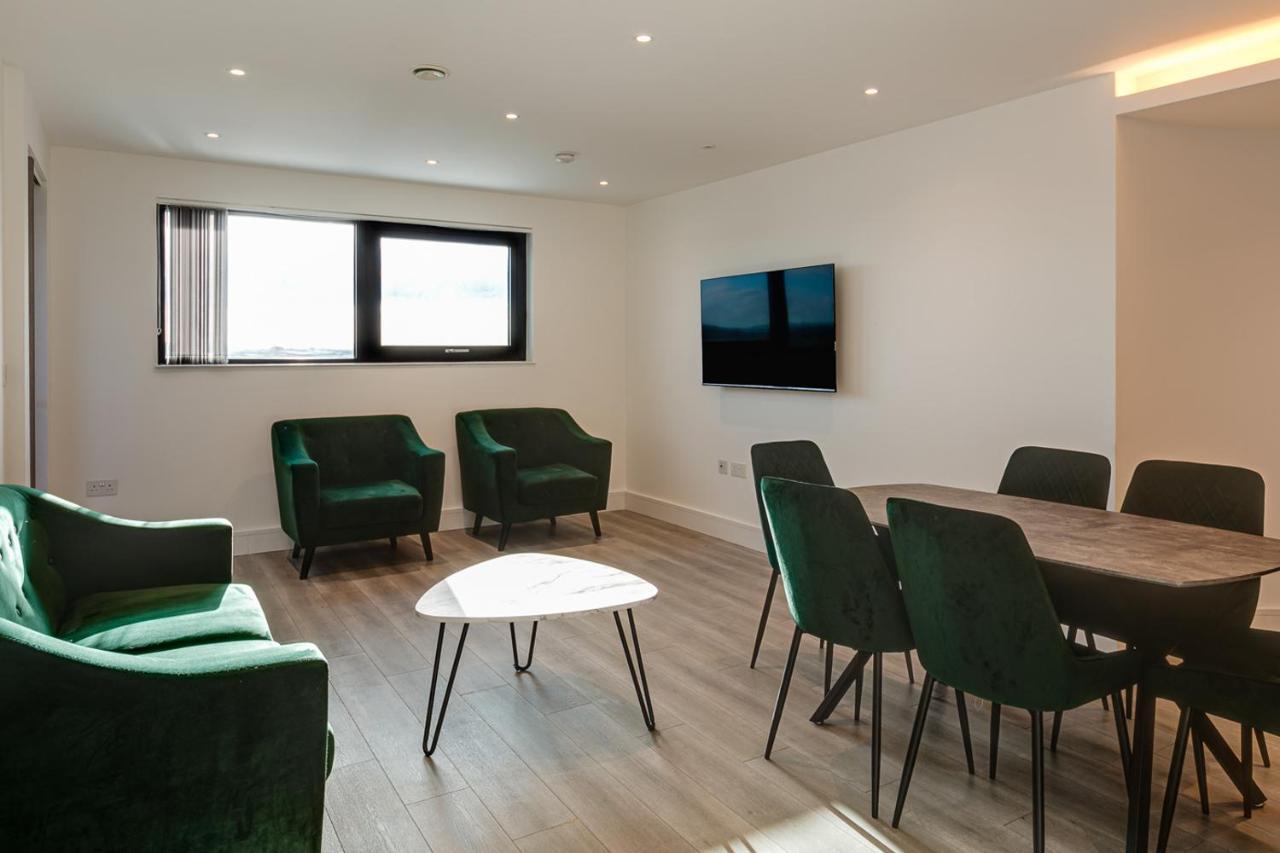 Apartament Charles Hope London Brentford Zewnętrze zdjęcie