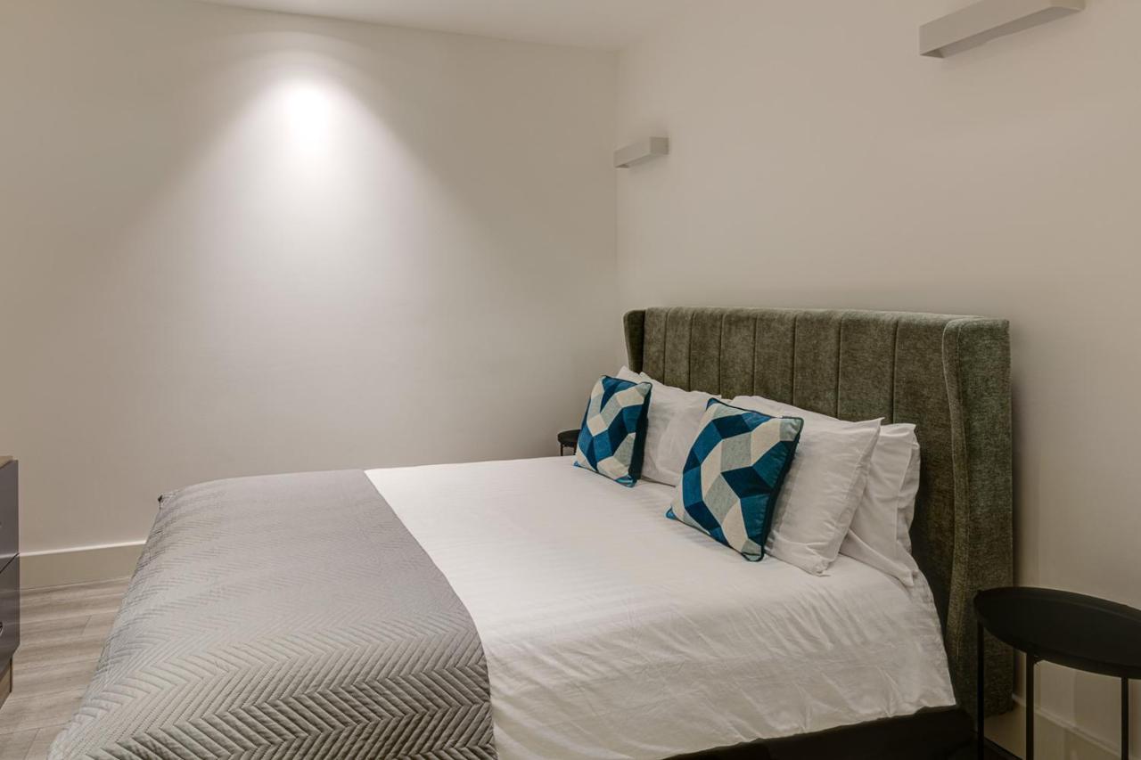 Apartament Charles Hope London Brentford Zewnętrze zdjęcie
